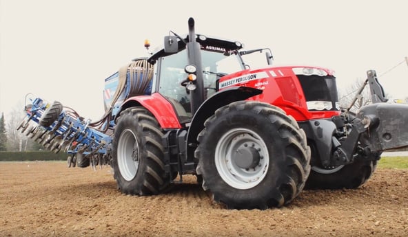 Pression tracteur avec outil lourd