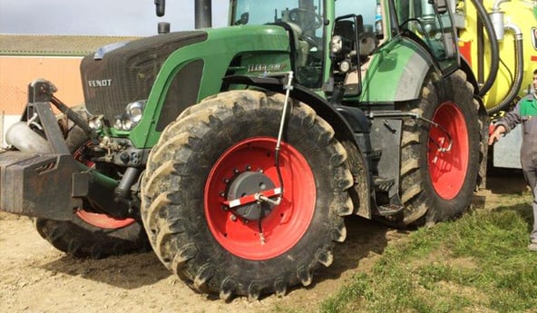 Telegonflage-pneu-tracteur-Fendt-939