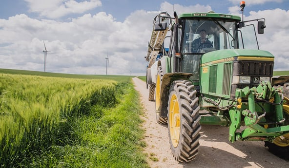 retournement du tracteur: causes et conséquences