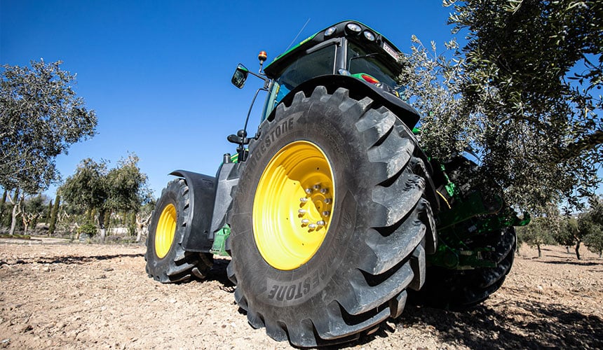 Quel modèle de pneu agricole a le coût horaire le plus compétitif ?