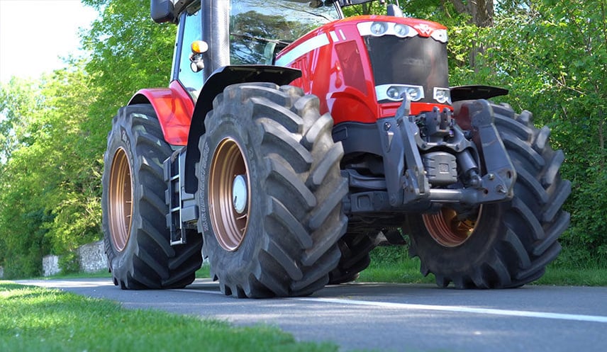 Pneus VX-TRACTOR adapté à l’utilisation intensive sur route