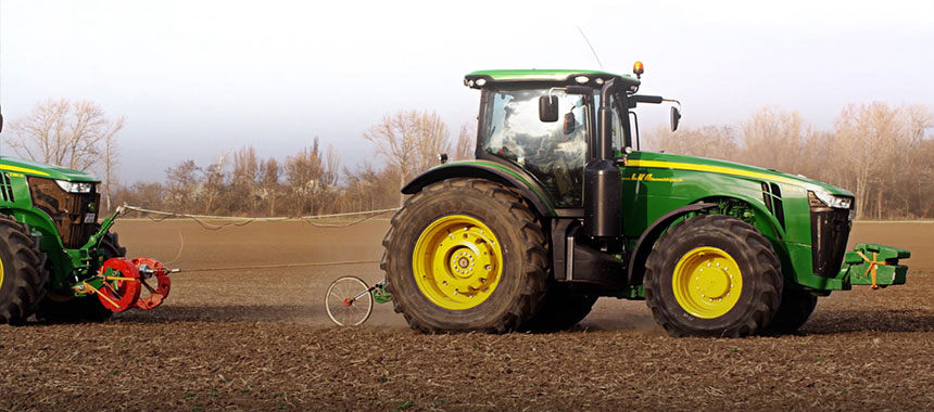 Tests de traction Bridgestone sur le VT-TRACTOR