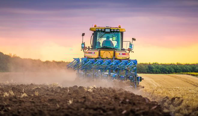 Pneu agricole VF pour la préparation de sol après la récolte