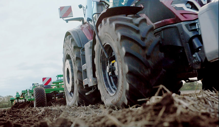 Pneus VF VT-TRACTOR à basse pression pour la préparation des sols