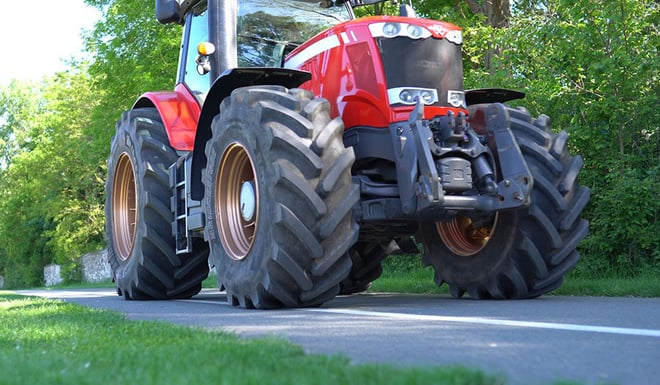 Jantes premiums et pneus agricoles technologiques