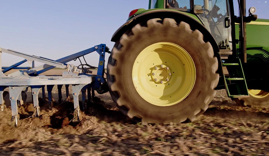 VX-R TRACTOR meilleure efficacité énergétique au travail