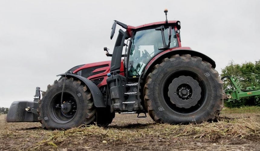 Le VT-Tractor de Bridgestone a la capacité de travailler à 0,6 bar de pression