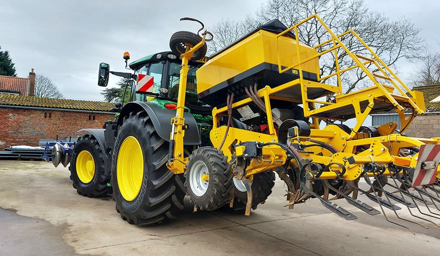 Report de charge sur les pneus agricoles : de la théorie à la pratique