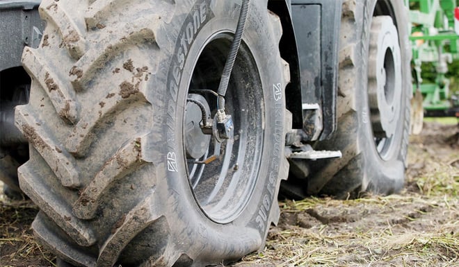 Équipement pneu agricole idéal : pneus VF VT-TRACTOR  + Télégonflage