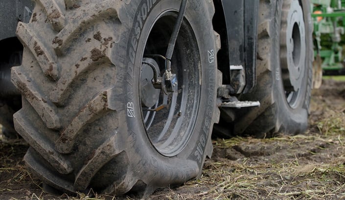 pneus de tracteur VF VT-TRACTOR peuvent travailler à très basse pression